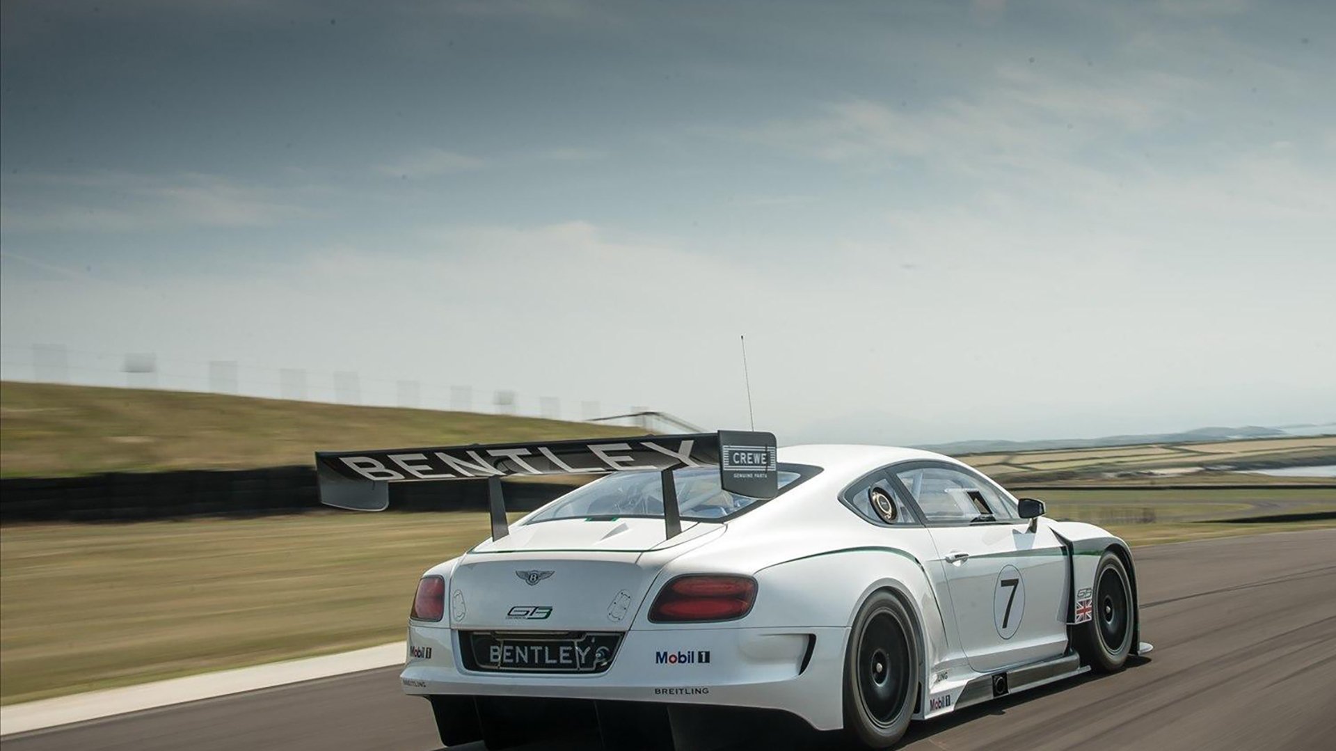 若日尼奥爆发引领风暴，贝蒂斯强势碾压塞内加尔